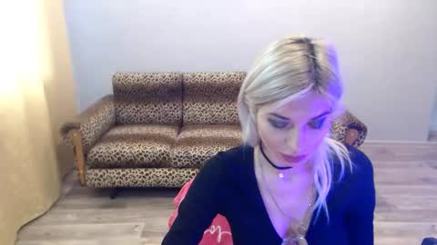 sexybeatriice online show from November 18, 2025, 7:24 am