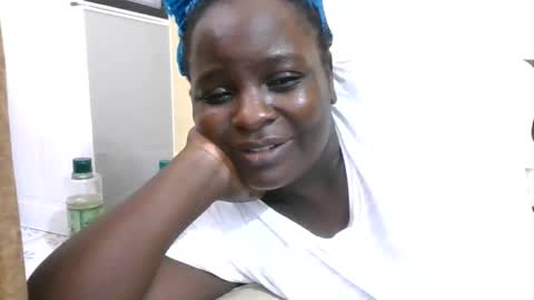 Snapshot of sexyblackgal10 chatting on February 17, 2026, 12:23 pm sexyblackgal10 online show from February 17, 2026, 12:23 pm