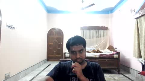 xcxcxcx online show from March 5, 2025, 6:01 pm