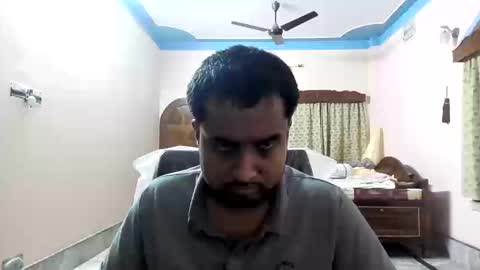 xcxcxcx online show from October 8, 2025, 5:43 pm