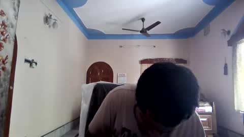 xcxcxcx online show from November 3, 2025, 4:36 am