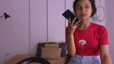 chanell and yina online show from April 19, 2026, 1:21 pm