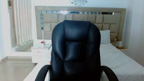 DAKOTA online show from January 13, 2025, 10:35 pm