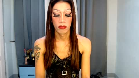 Snapshot of sexydevine_34 chatting on February 20, 2025, 9:31 pm Devine online show from February 20, 2025, 9:31 pm