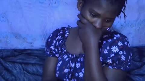 sexydoll002 online show from November 29, 2025, 7:06 pm