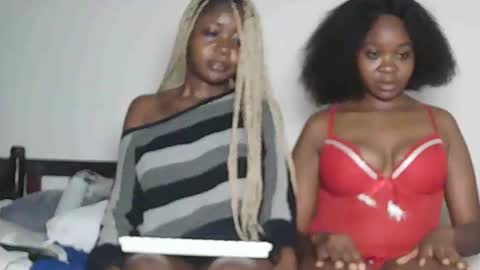 sexyebony283378 online show from April 16, 2026, 10:56 pm