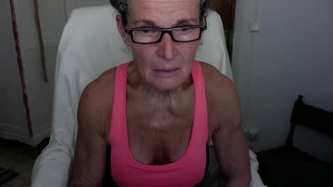 Snapshot of sexyfit58 chatting on March 1, 2025, 6:32 pm SexyFit58 online show from March 1, 2025, 6:32 pm