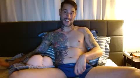 Snapshot of sexyfitdaddy chatting on April 8, 2026, 4:45 am Sexy Fit Daddy online show from April 8, 2026, 4:45 am