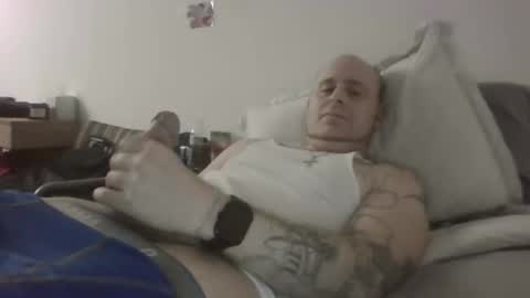 sexyfredy7722 online show from January 19, 2026, 3:43 am