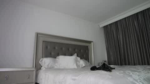 Snapshot of sexygirlforyouuu chatting on January 16, 2025, 8:22 am Vanessa  online show from January 16, 2025, 8:22 am