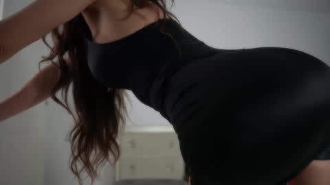 Snapshot of sexygirlforyouuu chatting on January 25, 2025, 3:30 am Vanessa  online show from January 25, 2025, 3:30 am