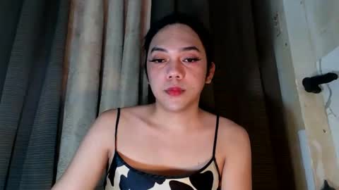 Snapshot of sexygoddess_tyra chatting on May 9, 2026, 2:39 am TYRA 3 online show from May 9, 2026, 2:39 am