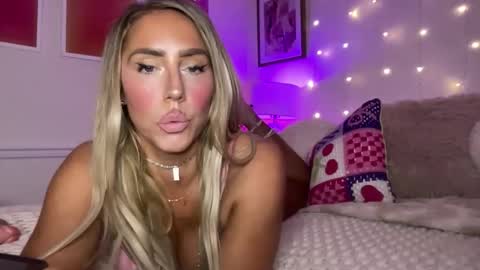 Ashley Love online show from April 21, 2026, 8:20 am