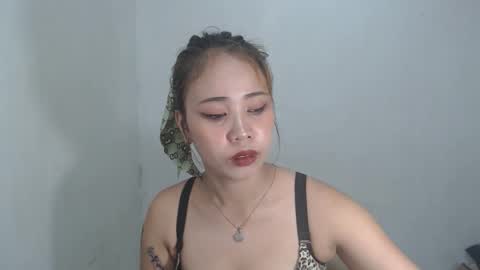 jeanken and jelian online show from January 29, 2025, 7:43 pm