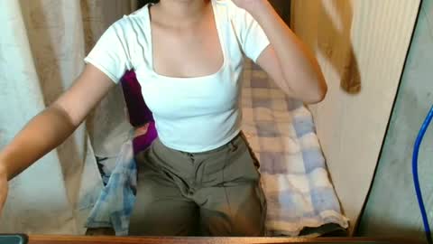 Snapshot of sexyhotrhea chatting on July 20, 2026, 4:49 am rhea online show from July 20, 2026, 4:49 am