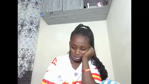 JOAN online show from February 2, 2026, 9:46 pm