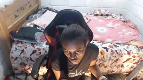 sexyjustin202 online show from January 18, 2025, 3:31 am