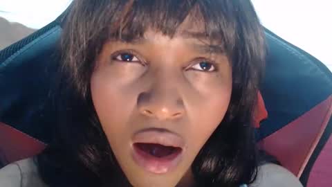 sexyjustin202 online show from January 9, 2026, 12:02 am