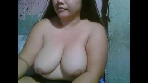 sexykittymom online show from April 4, 2026, 9:56 pm