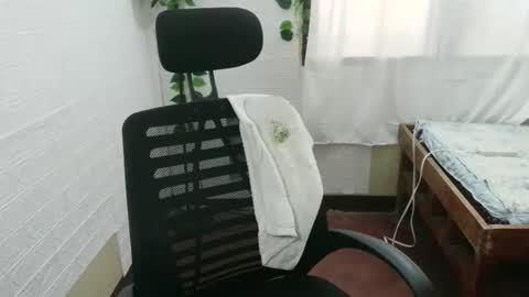 Snapshot of sexyladymich19 chatting on April 28, 2026, 8:41 am sexyladymich19 online show from April 28, 2026, 8:41 am