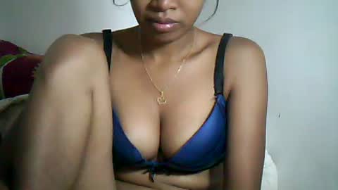 Snapshot of sexylarra12 chatting on December 15, 2024, 7:10 pm sexylarra12 online show from December 15, 2024, 7:10 pm