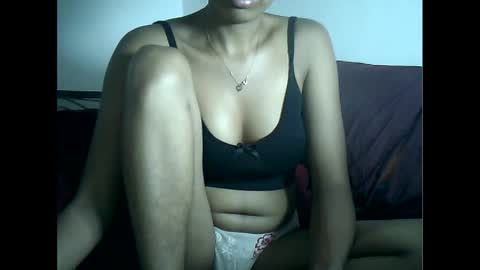 Snapshot of sexylarra12 chatting on February 22, 2025, 3:47 pm sexylarra12 online show from February 22, 2025, 3:47 pm