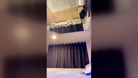 Snapshot of sexylatincouple chatting on February 7, 2026, 4:38 am SEXYLATINCOUPLE online show from February 7, 2026, 4:38 am