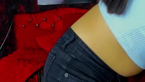 laura online show from December 22, 2024, 11:33 am
