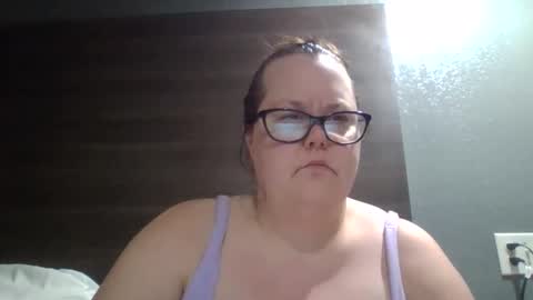 sexylil_bbw online show from May 5, 2026, 2:03 pm