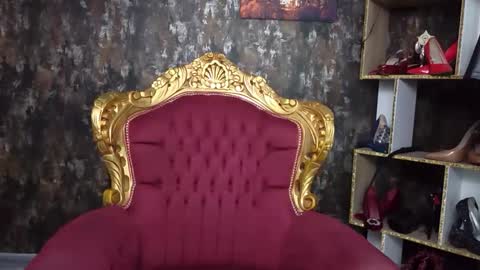 Snapshot of sexylilian chatting on May 8, 2026, 10:42 am Mistress Lilian Lestrange online show from May 8, 2026, 10:42 am