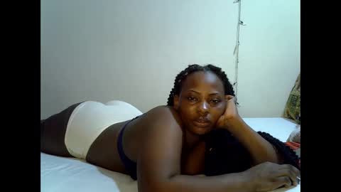 Snapshot of sexylinaa_ chatting on December 2, 2024, 11:34 am Sexylina online show from December 2, 2024, 11:34 am