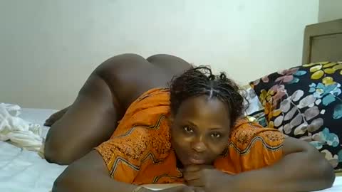 Snapshot of sexylinaa_ chatting on February 11, 2025, 7:02 am Sexylina online show from February 11, 2025, 7:02 am