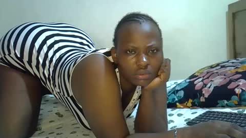 Snapshot of sexylinaa_ chatting on September 22, 2025, 4:47 am Sexylina online show from September 22, 2025, 4:47 am