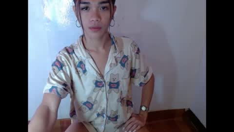 Snapshot of sexylunox chatting on October 17, 2025, 7:16 pm Lunox3 online show from October 17, 2025, 7:16 pm