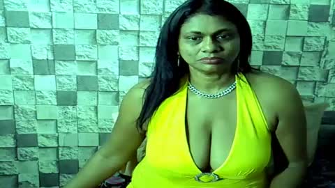 Snapshot of sexymaturemilf01 chatting on July 12, 2026, 3:19 am sexymaturemilf01 online show from July 12, 2026, 3:19 am