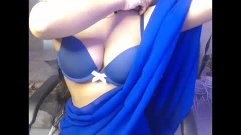 sexymihika online show from March 6, 2026, 4:53 am