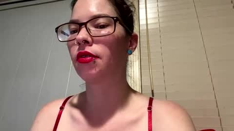 Snapshot of sexymilf42088 chatting on December 25, 2024, 4:33 am sexymilf42088 online show from December 25, 2024, 4:33 am