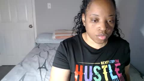 SexyMona online show from November 11, 2025, 11:32 am