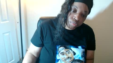Snapshot of sexymona1218 chatting on April 24, 2026, 8:39 am SexyMona online show from April 24, 2026, 8:39 am