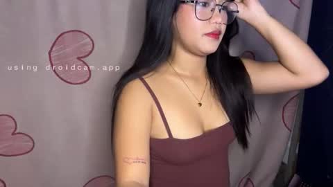 RACHELLE online show from November 24, 2025, 9:31 am