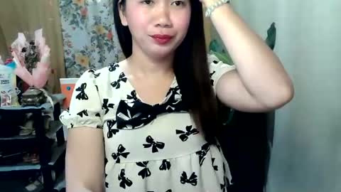 sexypinay_dianara online show from June 17, 2026, 7:55 am