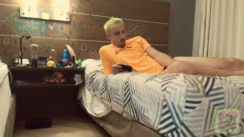 Snapshot of sexypossum chatting on April 5, 2026, 9:12 pm Possum online show from April 5, 2026, 9:12 pm