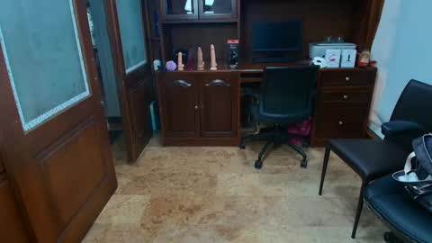 R A C H E L online show from December 2, 2025, 12:10 pm