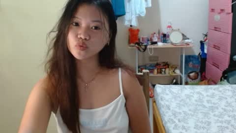 Snapshot of sexyreesebunny chatting on May 4, 2026, 2:57 pm Reese online show from May 4, 2026, 2:57 pm