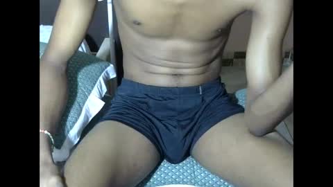 Enzo online show from October 16, 2025, 7:04 pm