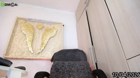    online show from April 10, 2026, 6:45 pm