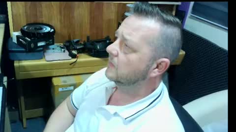 sexysteve80 online show from July 14, 2026, 9:53 pm