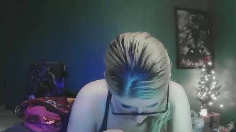 sexystripper69 online show from January 13, 2025, 1:13 am