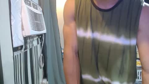 sexystrongcum online show from February 12, 2026, 3:34 am