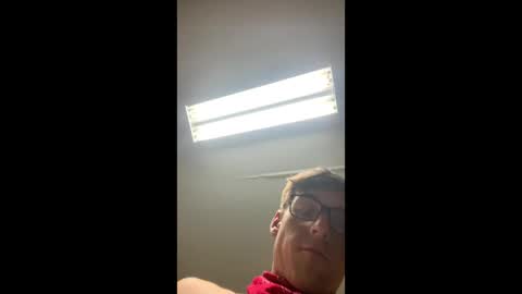 Smooth bi guy online show from March 1, 2026, 2:35 am